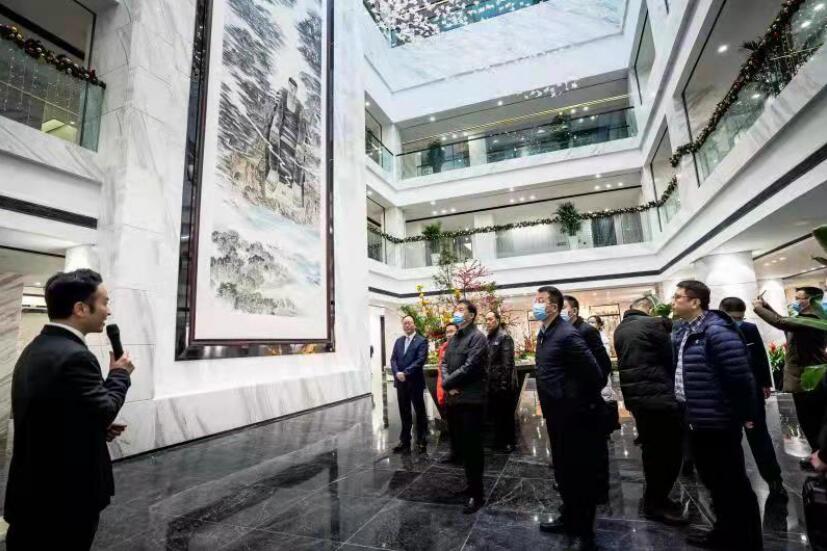 玩彩网集团与乐山市政府召开事情座谈会