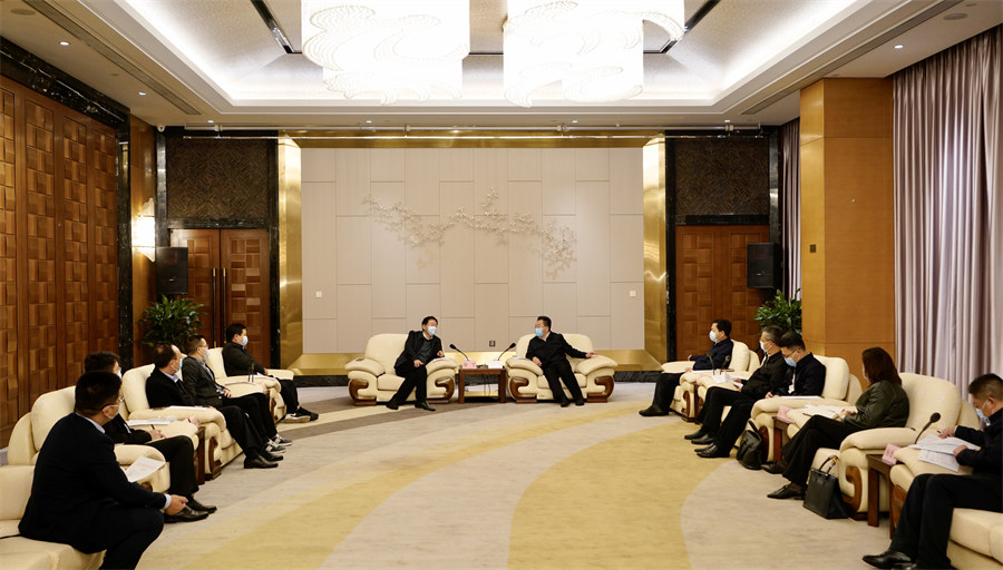 省玩彩网集团党委书记、董事长任丁率队赴南充调研