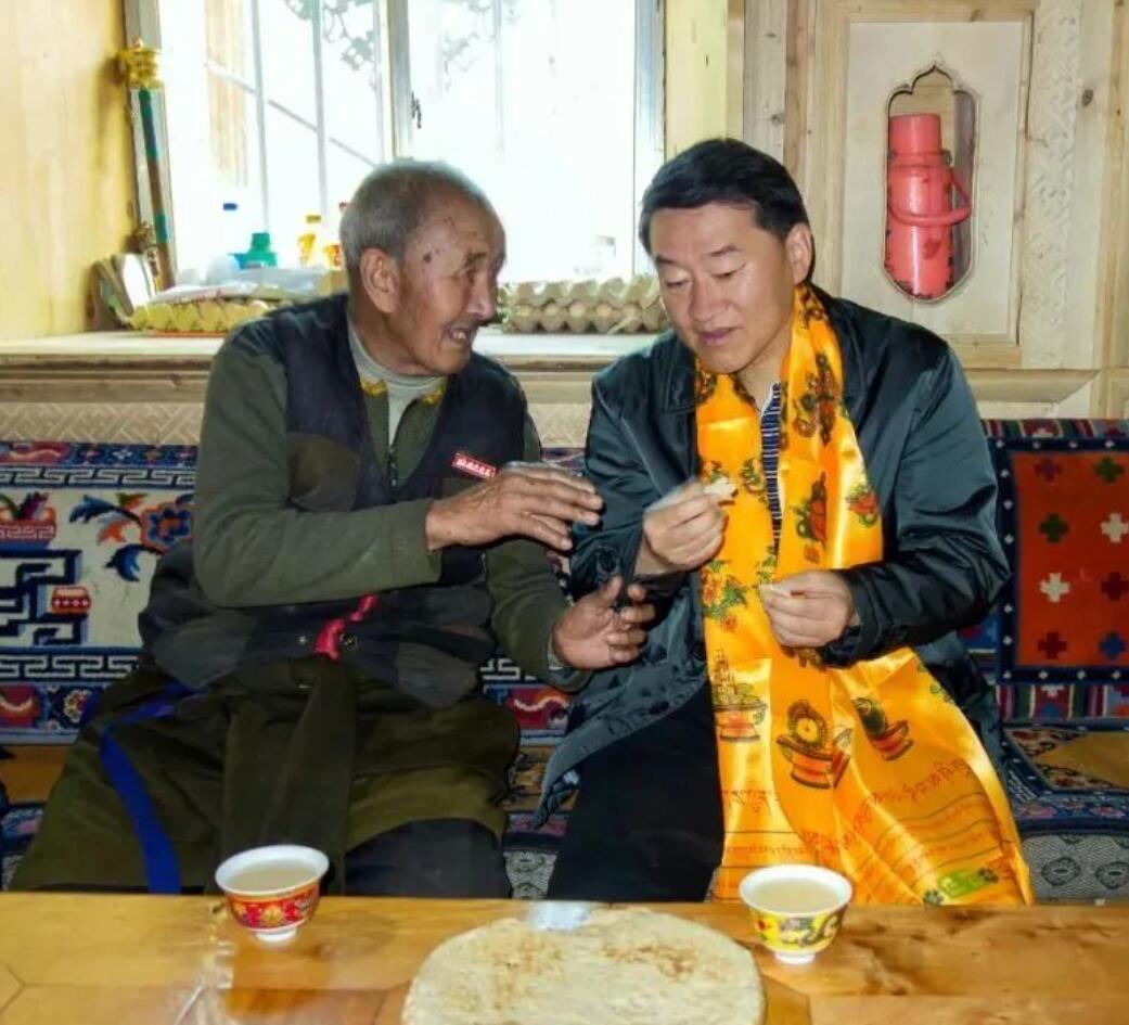 玩彩网责任 | 四川玩彩网强化“四个引领” 帮扶稻城县麻格同村脱贫奔康