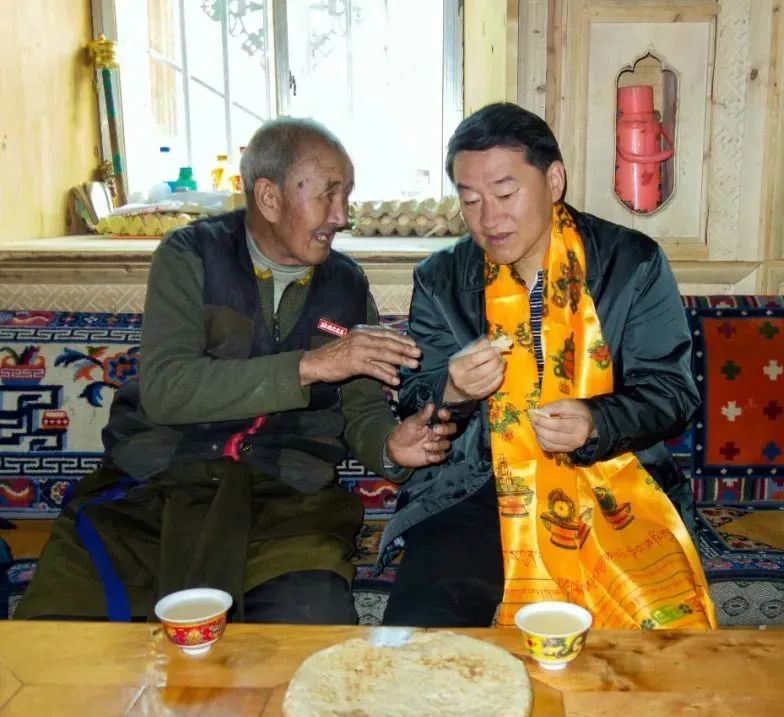 玩彩网责任 | 四川玩彩网强化“四个引领” 帮扶稻城县麻格同村脱贫奔康