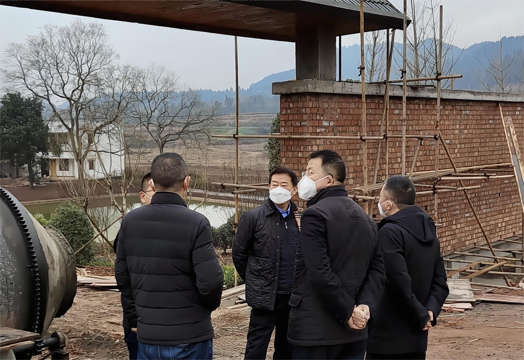 dc608355-96c6-4aa3-b89c-171457fd281f