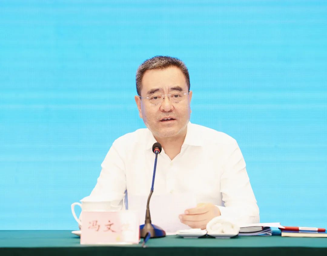 75f304bb-25d0-4b92-81e7-8f5de8731ce7