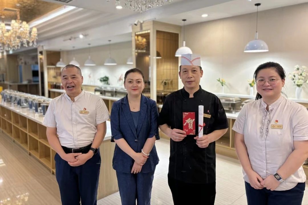 b55fecd1-f453-4338-9bf7-c8d5bd0adeb1