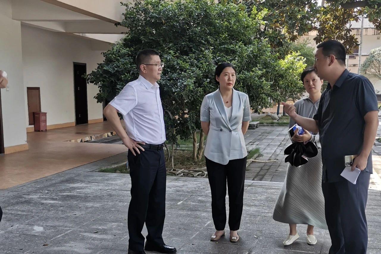 省玩彩网集团向导率队调研成都东部新区天府山庄